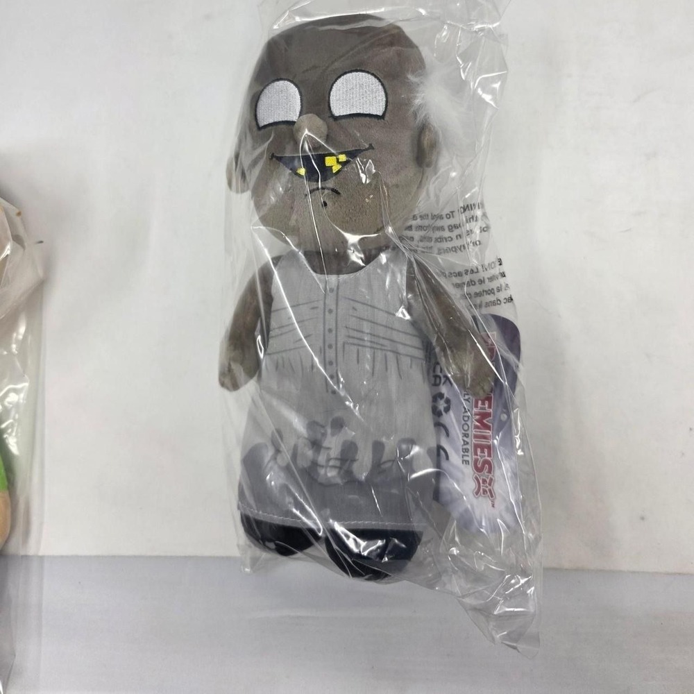 Frenemies Awfully Adorable Granny Plush‎